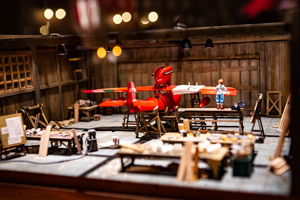 「ジブリの立体造型物展」開幕！ 巨大トトロや紅の豚の飛行艇など圧巻の造型物の見どころ紹介　体験レポート