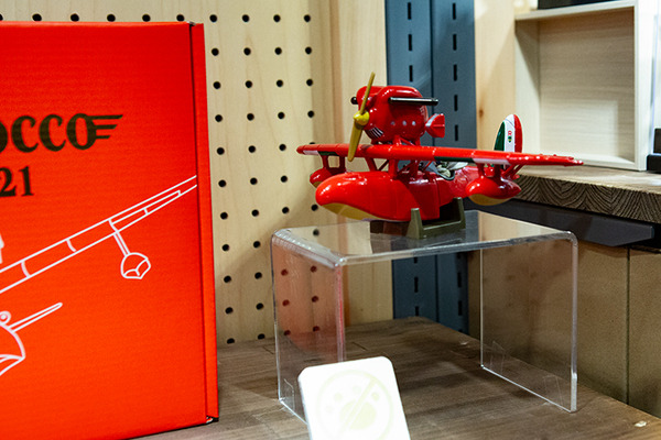 「ジブリの立体造型物展」開幕！ 巨大トトロや紅の豚の飛行艇など圧巻の造型物の見どころ紹介　体験レポート