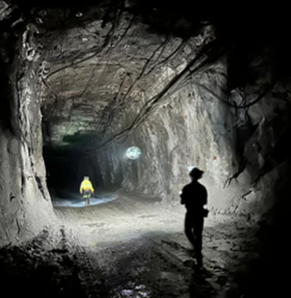 球体ドローンを使用した下水道点検を実施　老朽化が進む下水道設備の安全かつ効率的な点検手法に