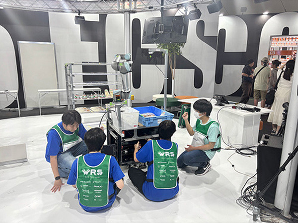日本を代表するロボット技術が共演「未来づくりロボットWeek」万博で開幕　ロボットと生きる未来社会　WRSコンビニ競技も併催