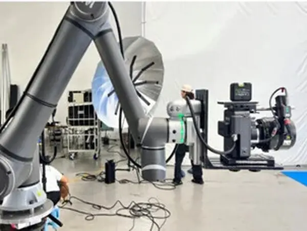 映像制作を協働ロボットで効率化、セレンディップ・ロボクロスが新たなレンタルサービスの提供を開始