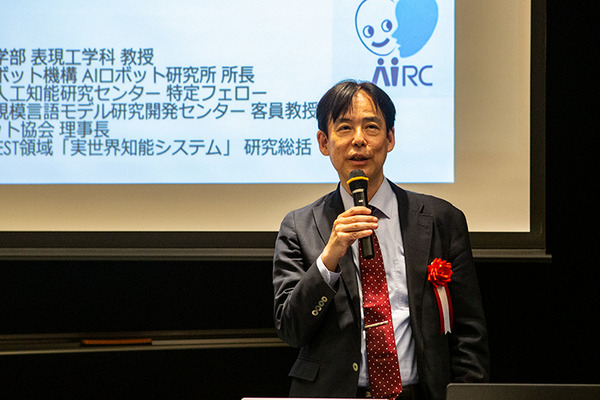 ヒューマノイド研究の第一人者、早大の尾形教授「データ駆動型AIロボット研究の最前線」日本ロボット学会2025 特別講演レポート
