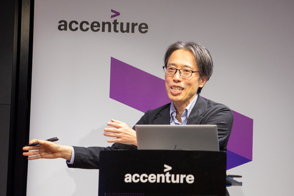 コンサルティング業界の未来はどうなる? 予測を複数のAIエージェントがディスカッションするデモをアクセンチュアが公開