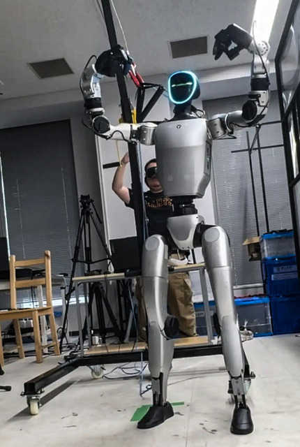 人の動作をリアルタイム転写するヒューマノイドロボットをEmplifAIが実装「人の即興性×ロボットの到達性」共同実証パートナー募集