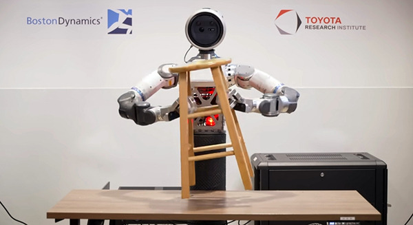 ボストン・ダイナミクスとトヨタ（TRI）がヒューマノイドの高性能グリッパーを開発中　器用に手を使う動画が話題に