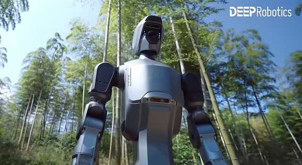 全天候型ヒューマノイドロボットの動画を公開　DEEP Roboticsが防水・防塵で産業用ヒューマノイドを再定義へ