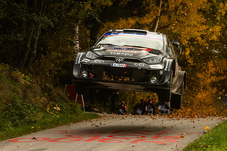 トヨタGRがWRCのチーム王座を確定！次戦ラリージャパンに凱旋、ドライバー王座は大接戦に