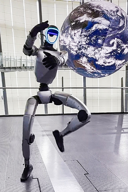 【動画】未来館に現れた「踊るヒューマノイド」GMO AIRが強化学習の成果を公開