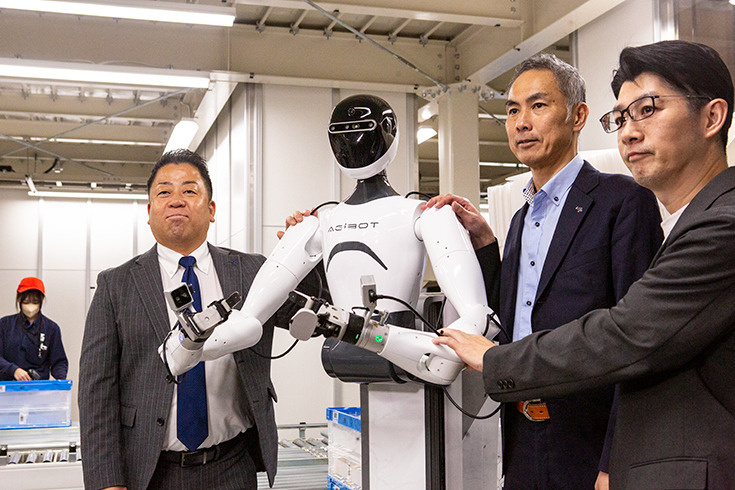 【動画】日本の物流倉庫でもついにヒューマノイドの試験導入が始まる！完全自律のピッキング作業を公開