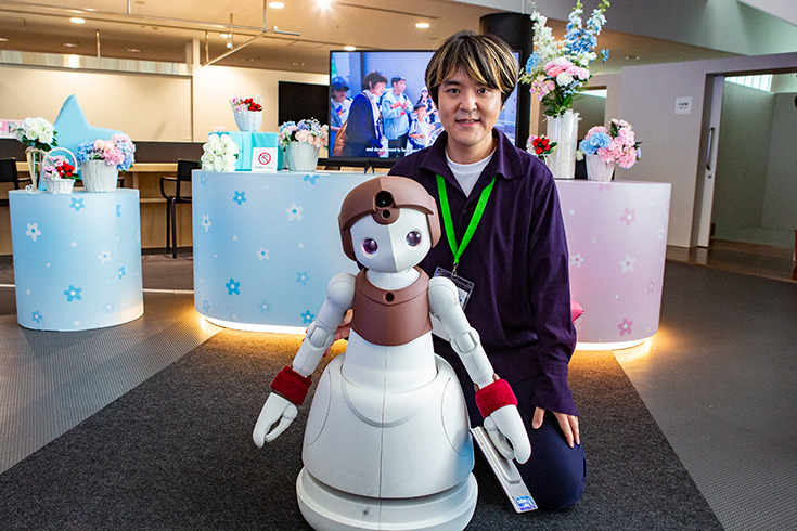 ソニーの子ども型見守り介護ロボット「ハナモフロル」ハナちゃんとの会話体験、癒されました♪　「Open Day」レポート(3)