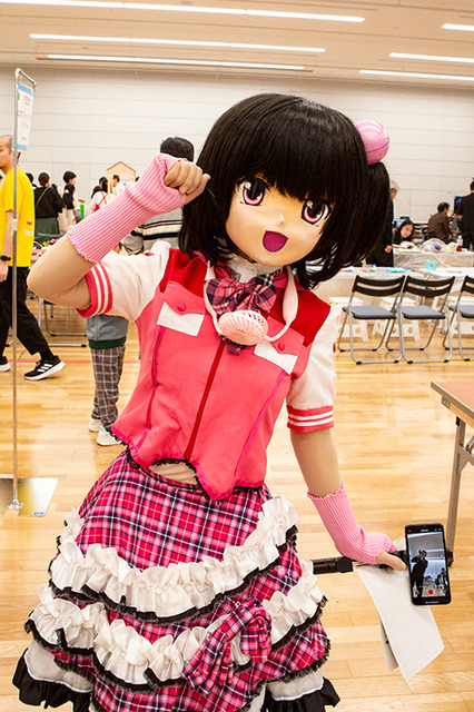 ロボットとの“ちょっと先の未来”を体験！ 家族連れやカップルでにぎわう「ちょもろー2025」竹芝で開催　ともだちロボットが人気