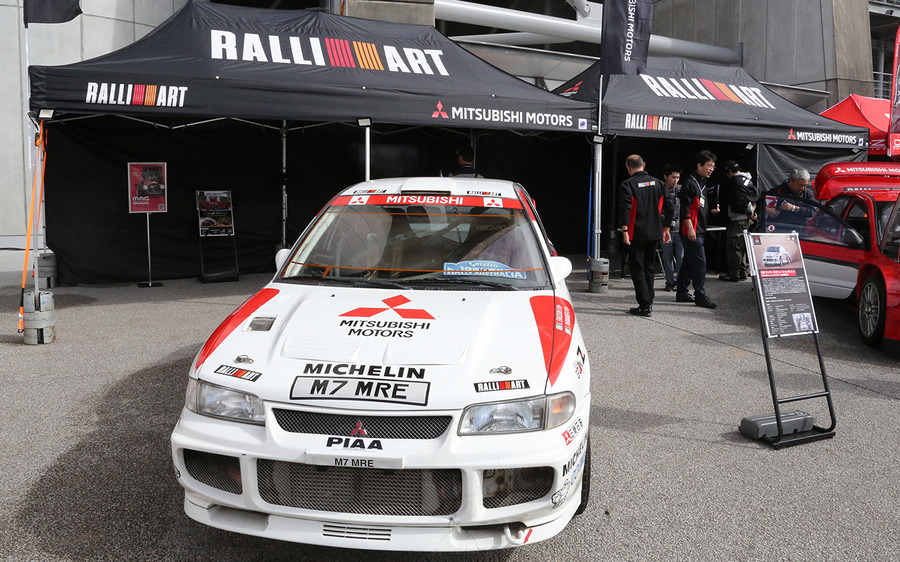 ラリージャパン開幕！トヨタGRドライバー同士のチャンピオン争いが始まる、シェイクダウンのトップはエバンス