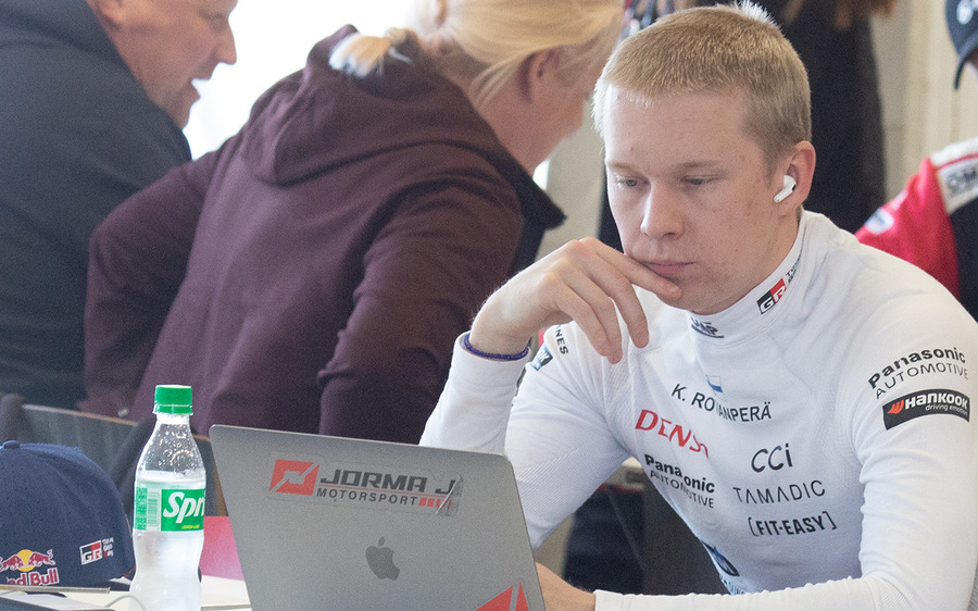 白熱のWRCラリージャパン、オジエが首位死守、勝田が肉薄！人気のサービスパークに歓声が響く