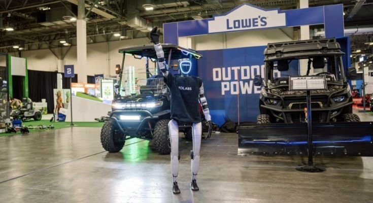 GoLabsヒューマノイドが製品プレゼン能力を披露、GOTRAXのイベントブースで大活躍 画像