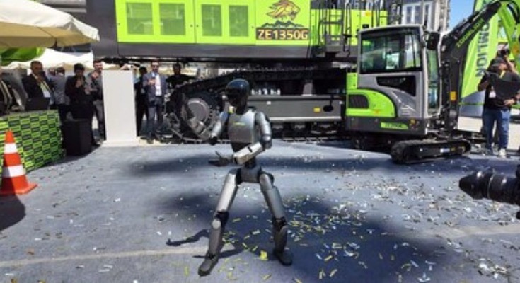 太極拳を披露し注目集めるヒューマノイド「Z01」中国建設機械大手ZoomlionがKOMATEK 2026で初公開 画像