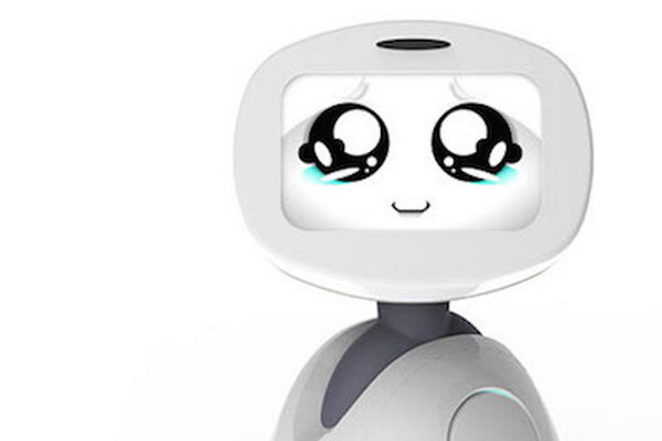 家庭用ロボットの決定版？！BLUE FROG ROBOTICSの「BUDDY」（バディ） 画像