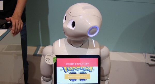 【SoftBank World 2016 徹底レポート(番外編)】PepperでPokémon GOをやってみよう！ 画像