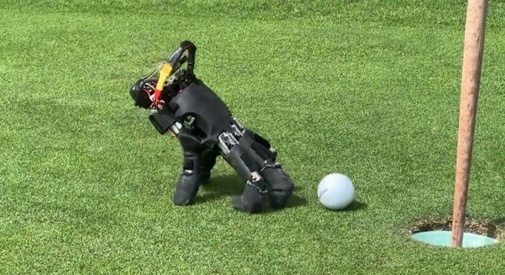 ロボットハンドの指を脚に スイス連邦工科大学チューリッヒ校 Soft Robotics Labが自立歩行と自己復帰を強化学習で実現 画像
