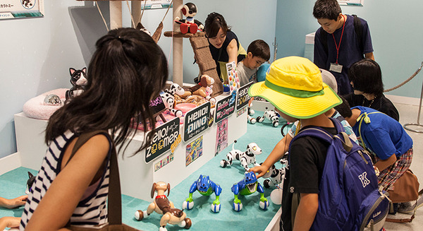 「暮らしとロボット展」ロボット写真集 – ロボスタ カメラ部 画像