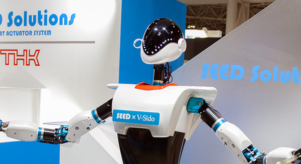 【Japan Robot Week 2016 レポートvol.2】THKとアスラテックが新機能を追加した「V-Sido×Songle」搭載のヒューマノイドロボットを展示 画像