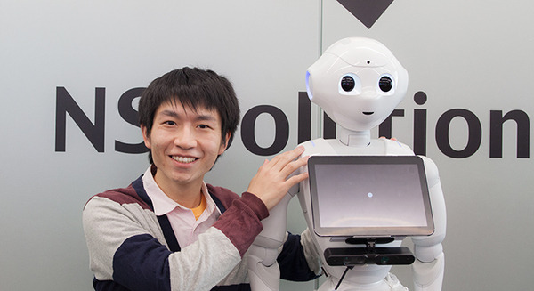 【神崎洋治のロボットの衝撃 vol.37】「Pepper宅配便」自律的に社内を移動するしくみと秘密をNSSOLに聞く 画像