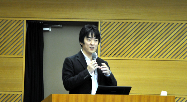 【ATRオープンハウス2016 レポートvol.2】ロボットの目指すべき役割は「人と人を繋げること」 画像