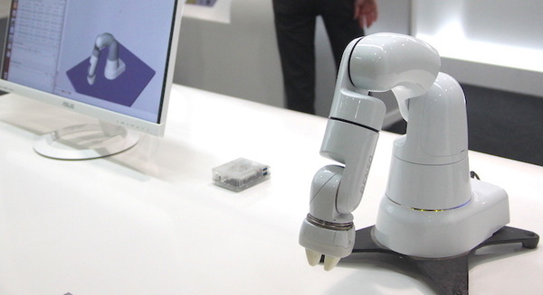 デンソーの小型アーム型ロボット「COBOTTA」について調べてみました 画像
