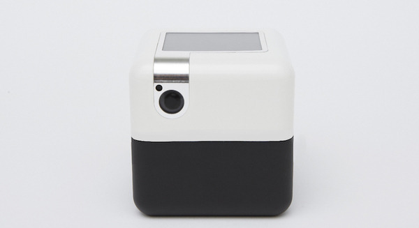PLENGoer Robotics開発の箱型ロボット「PLEN CUBE」CES2017で初公開へ 画像