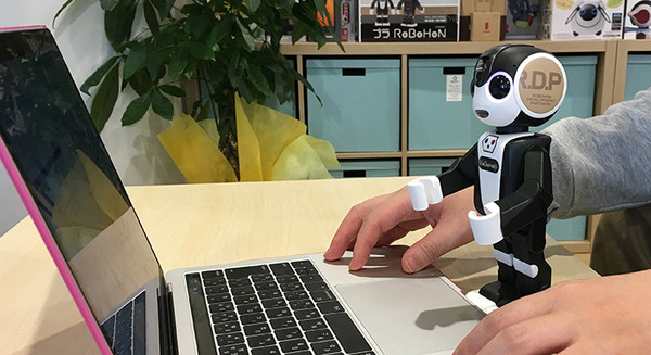 【ロボホンアプリ開発】今度の「RoBoHoN SDK」の1.1.0は、ここがスゴイ！ためしてみました！ 画像