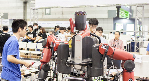 アマゾン・ロボティクス・チャレンジ(Amazon Robotics Challenge)徹底解説　主なルール、会場の様子、動画、技術的なポイント 画像