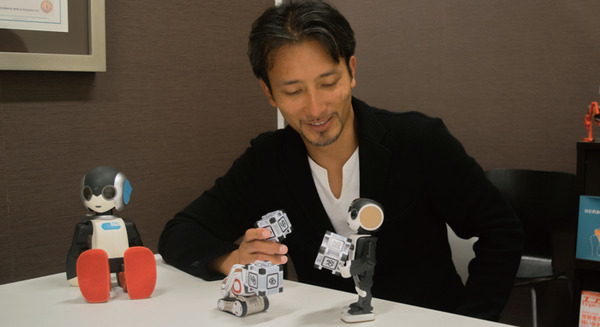 高橋智隆氏、話題のロボットCOZMOを語る「技術的にも優れている」「生命を感じる」 画像
