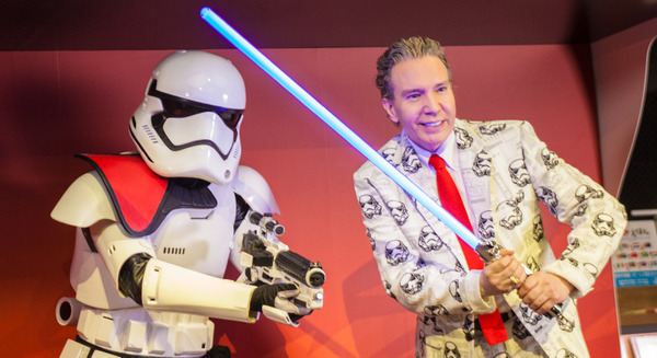 【速報】最新作「スター・ウォーズ／最後のジェダイ」の新キャラ＆新ドロイド、注目の謎とは？ 「Force Friday II」イベントレポート 画像