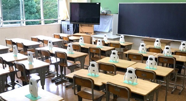 公立校で初！ 英語学習AIロボット「Musio」を活用した英語の授業を実施　ソフトバンクが埼玉県戸田市と連携 画像