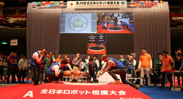「ロボット相撲」が両国国技館で開催　世界大会優勝はメキシコとポーランド 画像
