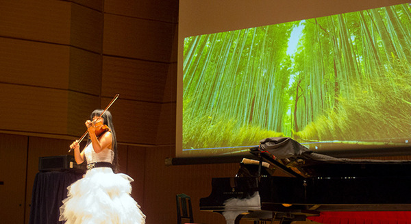 演奏と映像のコラボは脳や感性にどう影響する? 「脳と芸術とAIの共存に向けて」玉川大学AIBot研究センターが新たな試み 画像