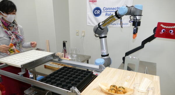 コネクテッドロボティクスはタコ焼きから飲食ロボットサービス市場立ち上げを目指す 画像