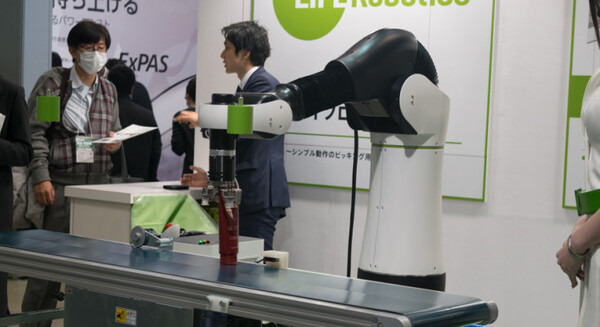 ファナック、協働ロボット「CORO」開発の「ライフロボティクス」を買収 画像