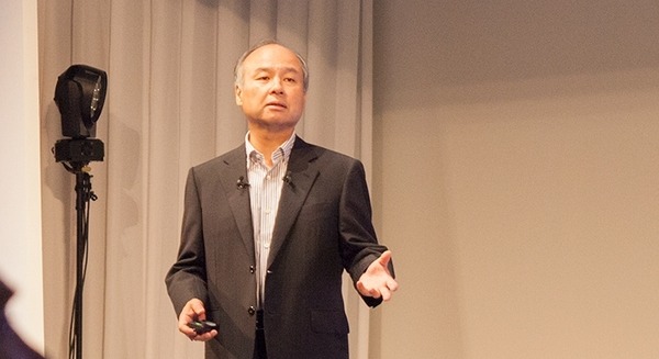 「ブルーカラーの仕事はメタルカラーに」「ホワイトカラーはAIに」　ソフトバンク入社式で孫正義氏が語ったこと 画像