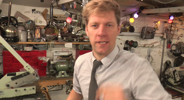 コリン・ファーズによる自作Alexaデバイスが熱い。ベッドを揺らし、火を吐くデバイス達 画像