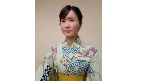 東芝のロボット「地平アイこ」が日本橋三越本店で受付嬢デビュー 画像