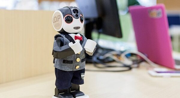 MAKOTO、ロボットユニフォームのRocket Road社（ロボユニ）への出資を発表 画像