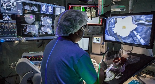 【速報】AMED、IoTを活用した最先端「スマート治療室」のスタンダードモデルの臨床研究の開始を発表！東京女子医科大学、信州大学、デンソーらと連携で 画像