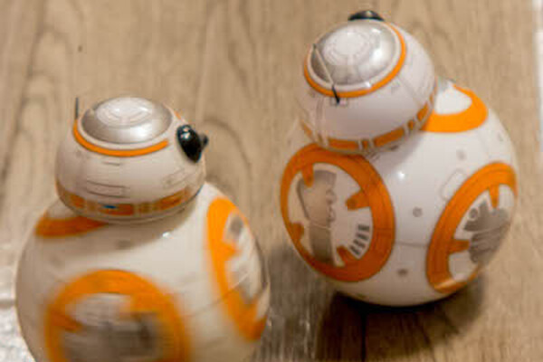 【Droid】Sphero（スフィロ）の「BB-8」を2台で遊んで、いや、研究してみた。【Star Wars】 画像