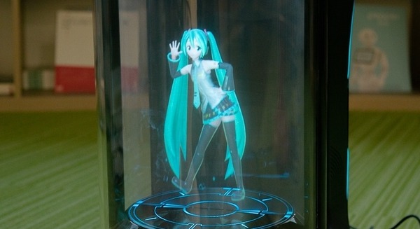 バーチャルホームロボット「Gatebox」で初音ミクのホームライブを体験したぞ！ 画像