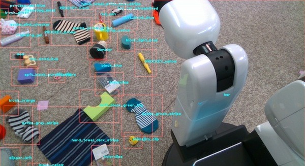 PFN、圧巻の「全自動お片付けロボットシステム」をCEATECで展示へ 画像