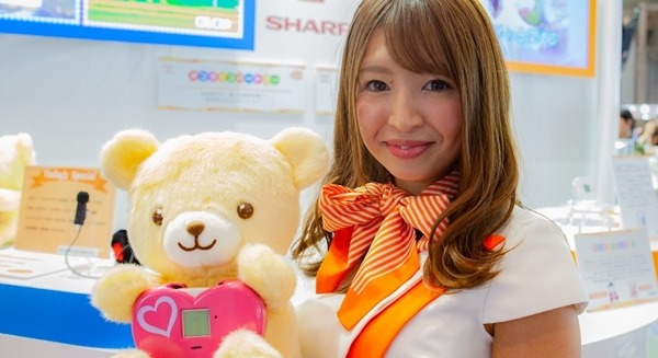 バンダイがロボホンの会話技術を使った「IoTコアモジュール」発表  ぬいぐるみやロボットと会話し、家族で情報共有する新感覚コミュニケーショントイ 画像