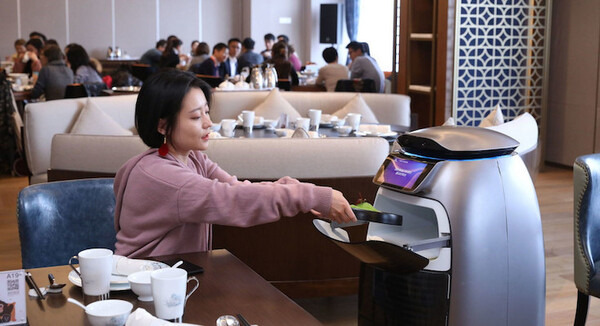 中国版の変なホテルをアリババがオープン ロボットや最新技術を活用 画像