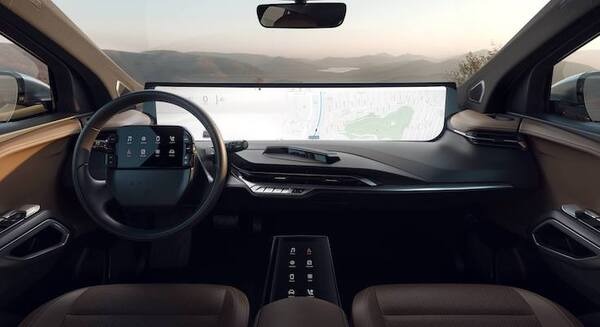 【CES 2019】Amazon Alexa搭載の中国製電気自動車「BYTON M-Byte SUV」、車載ディスプレイがすごすぎる。 画像