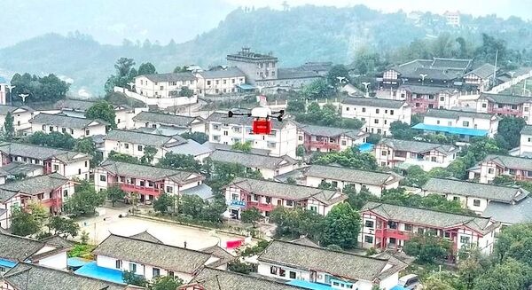 中国四川省でドローン配送がスタート! 重さ30kgまでの食品や電化製品等を 画像