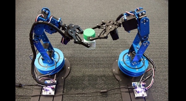 動いている物体の位置をRFIDタグ無線技術で高精度に測定　MITが発表、ロボットやドローンに応用 画像